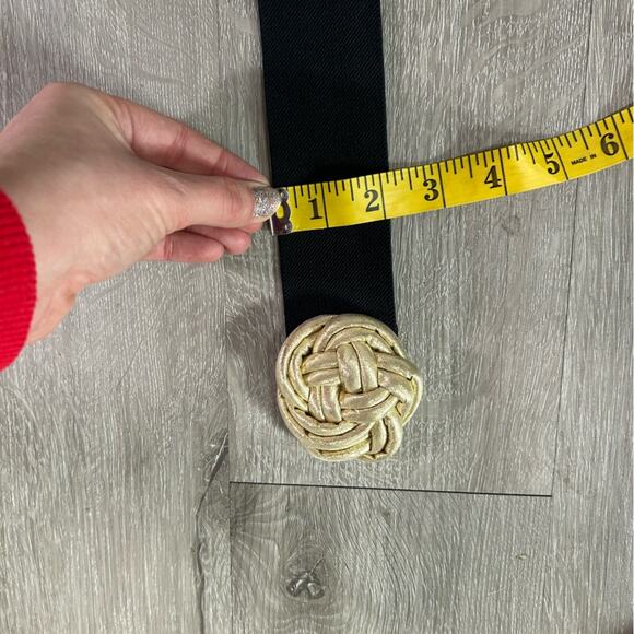 Vintage Waist Belt- 3d puffy Clasp - Gold Fabric- Black Stretch M/L, some wear - Picture 3 of 8